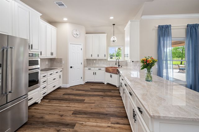 9390 Lakeridge Drive, Princeton, TX 75407