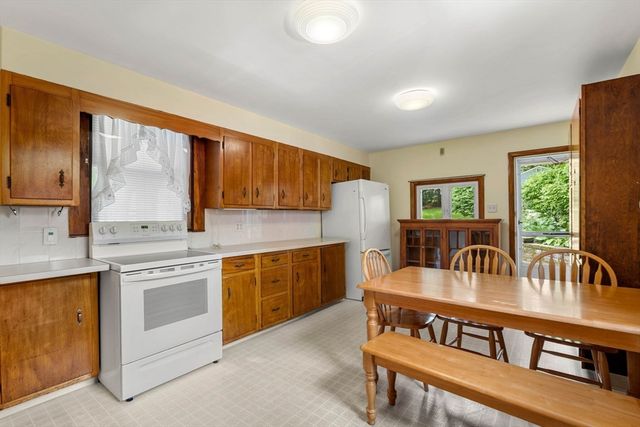 54 Bennett Street, Boston, MA 02135