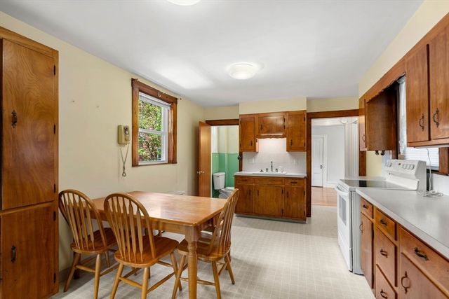 54 Bennett Street, Boston, MA 02135