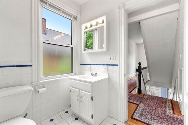 54 Bennett Street, Boston, MA 02135