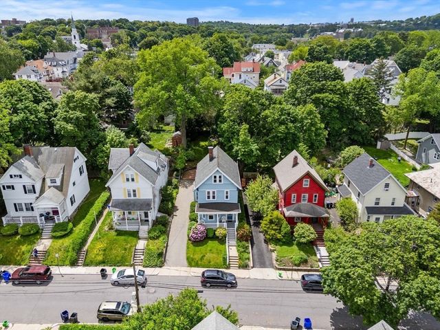 54 Bennett Street, Boston, MA 02135