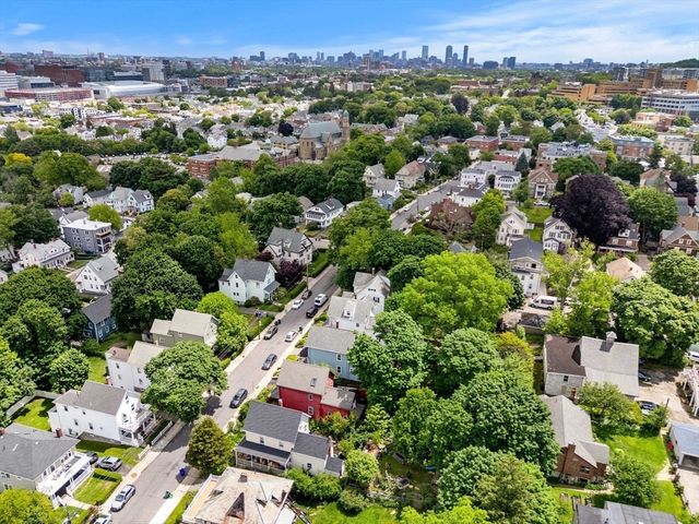 54 Bennett Street, Boston, MA 02135