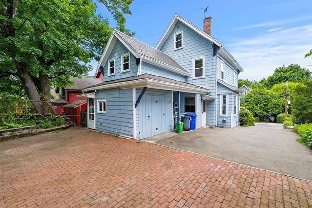 54 Bennett Street, Boston, MA 02135