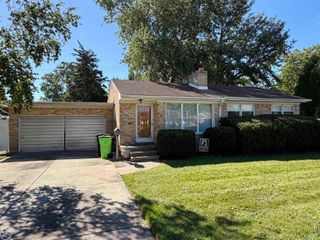 16990 Martin Road, Roseville, MI 48066