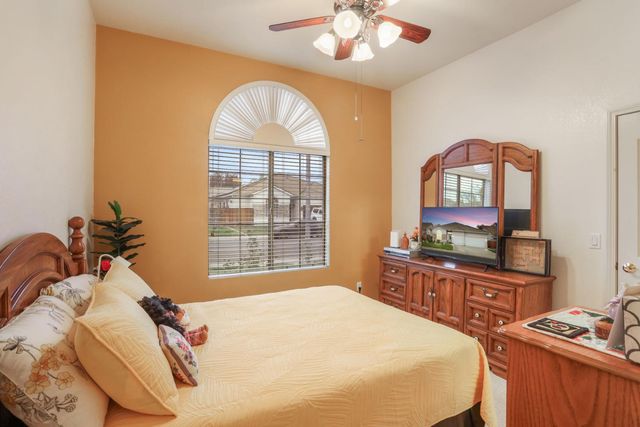 4020 Moss Rock Ct, Modesto, CA 95356