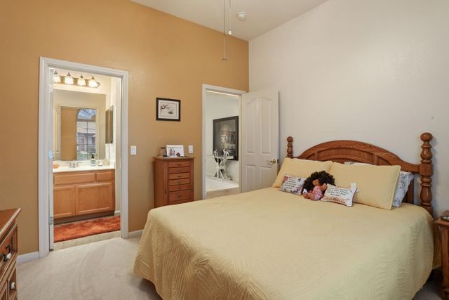 4020 Moss Rock Ct, Modesto, CA 95356