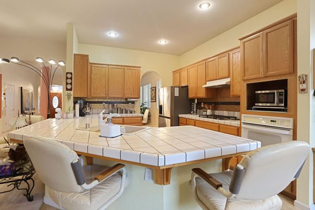 4020 Moss Rock Ct, Modesto, CA 95356