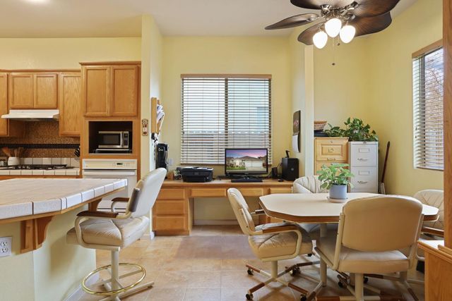 4020 Moss Rock Ct, Modesto, CA 95356