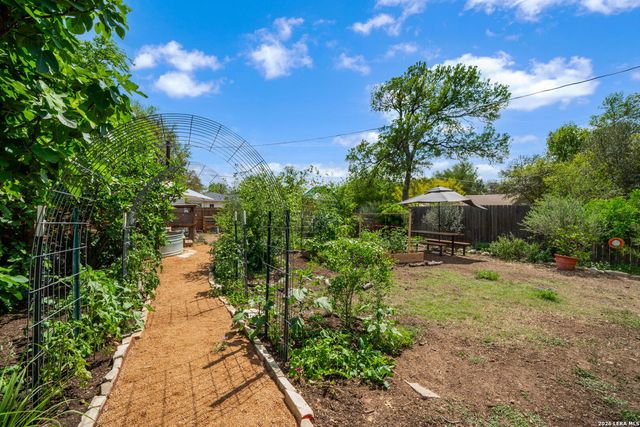 426 Rigsby Ave, San Antonio, TX 78210