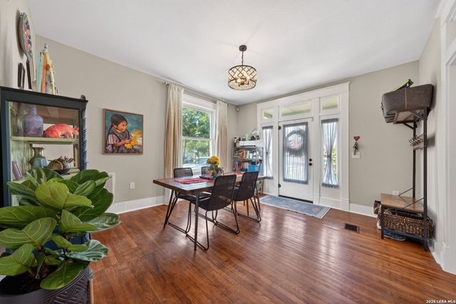 426 Rigsby Ave, San Antonio, TX 78210