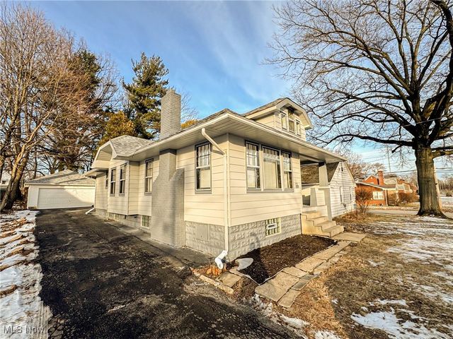 196 Maywood Drive, Youngstown, OH 44512