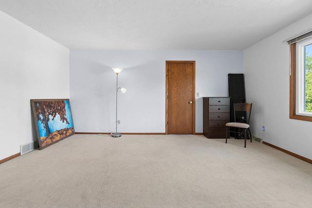 437 SILVER SPRING DRIVE, Green Bay, WI 54303