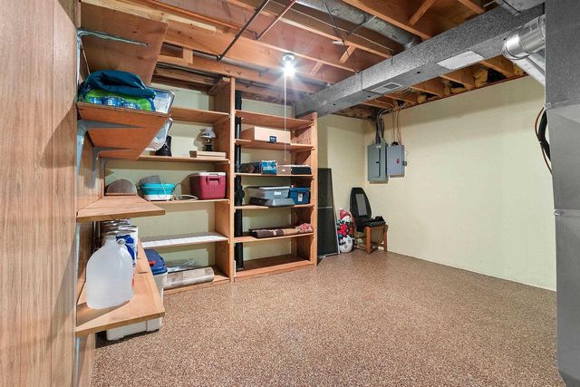437 SILVER SPRING DRIVE, Green Bay, WI 54303