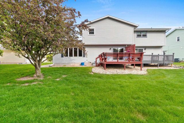 437 SILVER SPRING DRIVE, Green Bay, WI 54303