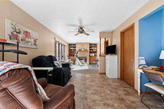 437 SILVER SPRING DRIVE, Green Bay, WI 54303