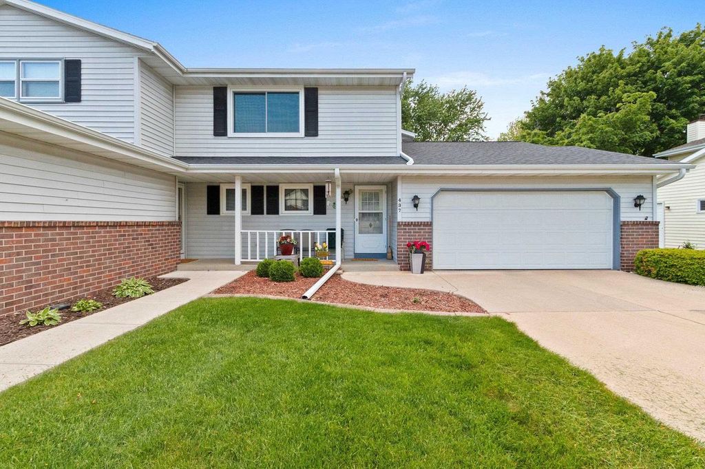 437 SILVER SPRING DRIVE, Green Bay, WI 54303
