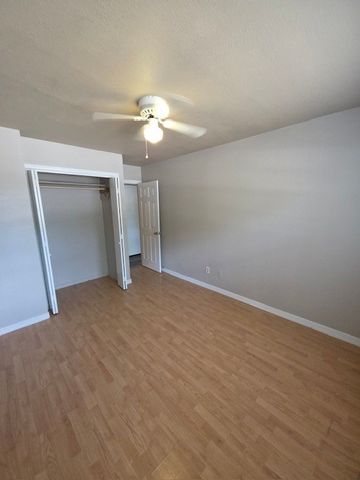 1708 S Detroit Avenue, Russellville, AR 72801