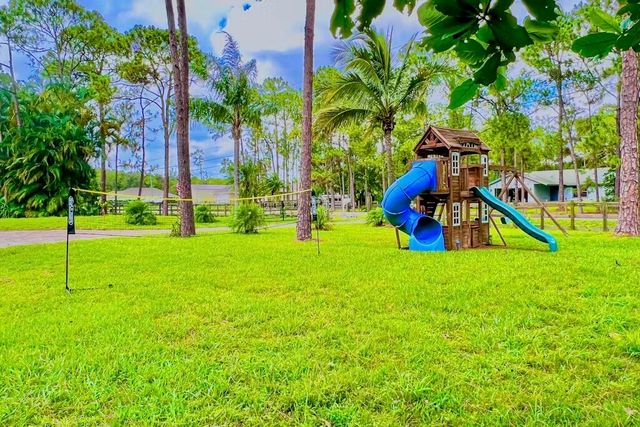 12394 61st Lane N, West Palm Beach, FL 33412