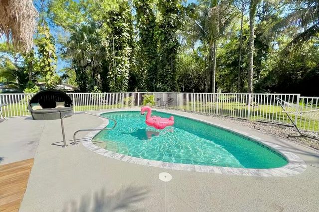 12394 61st Lane N, West Palm Beach, FL 33412