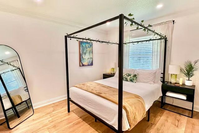 12394 61st Lane N, West Palm Beach, FL 33412