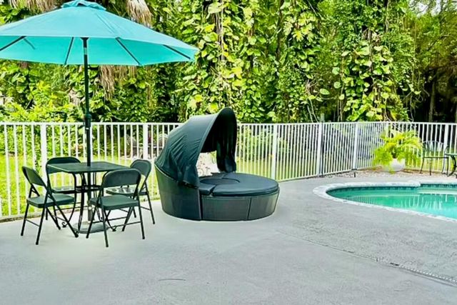 12394 61st Lane N, West Palm Beach, FL 33412