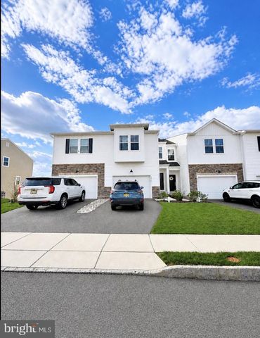 4913 BROOKSIDE CT, Coopersburg, PA 18036