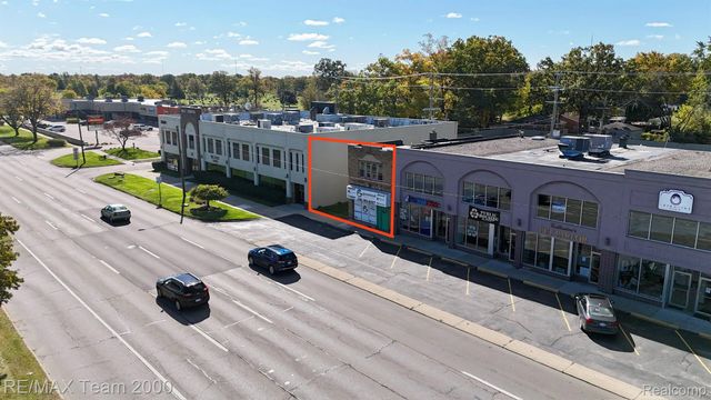 30333 WOODWARD Avenue, Royal Oak, MI 48073