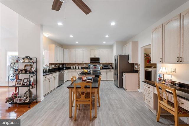 191 BANKS DR, Winchester, VA 22602