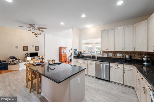 191 BANKS DR, Winchester, VA 22602