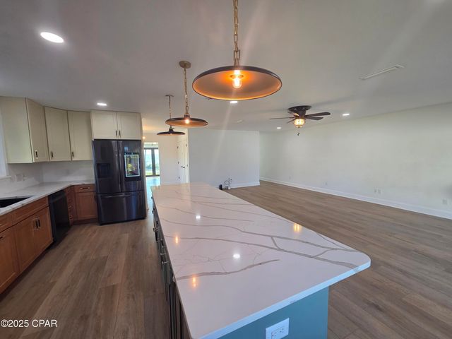 920 W Beach Drive, Panama City, FL 32401