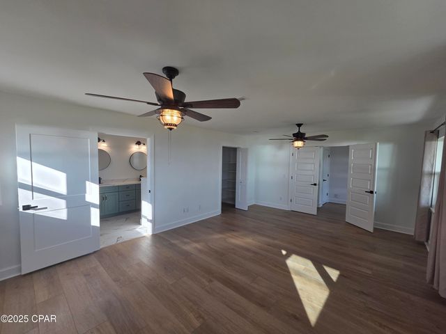 920 W Beach Drive, Panama City, FL 32401