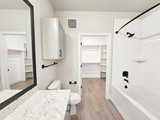 13505 Burnet RD 2107, Austin, TX 78752