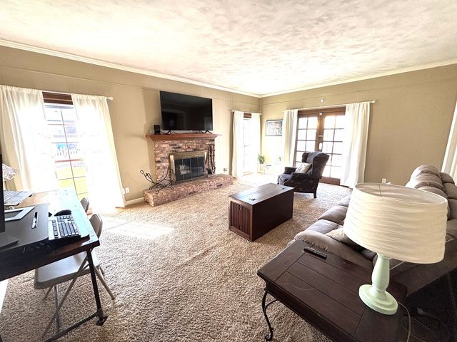 2110 29th Street, Rock Island, IL 61201