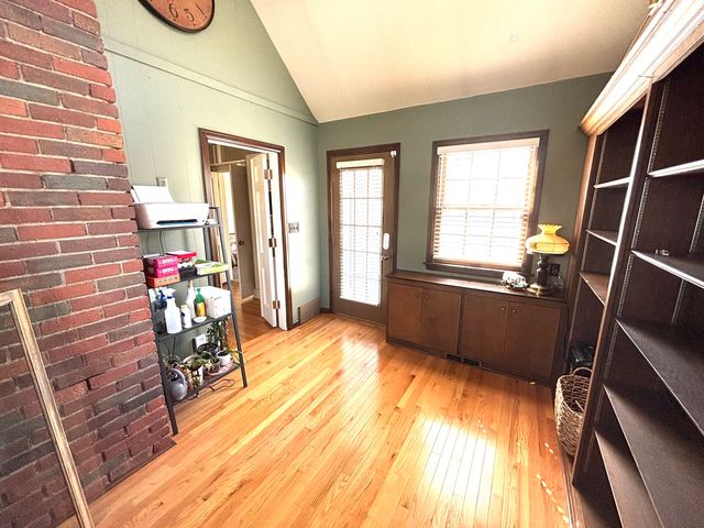 2110 29th Street, Rock Island, IL 61201
