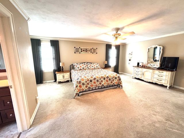 2110 29th Street, Rock Island, IL 61201
