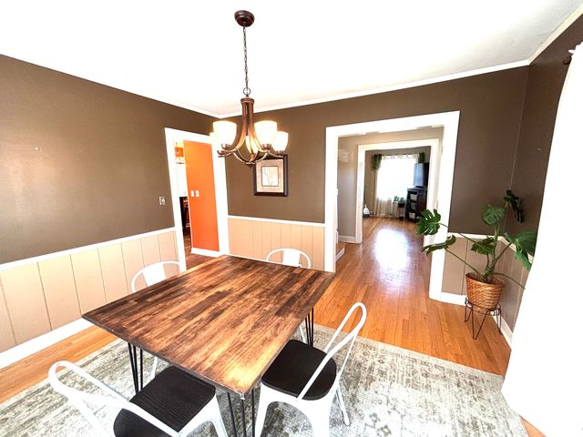 2110 29th Street, Rock Island, IL 61201