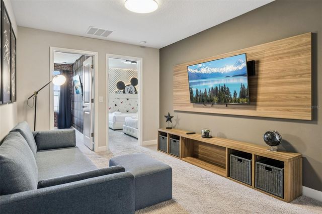 8008 FORMOSA VALLEY PLACE, Kissimmee, FL 34747