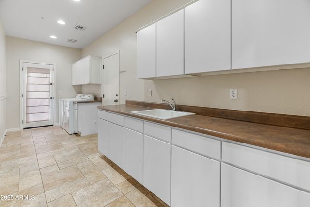 29553 N 69TH Avenue, Peoria, AZ 85383