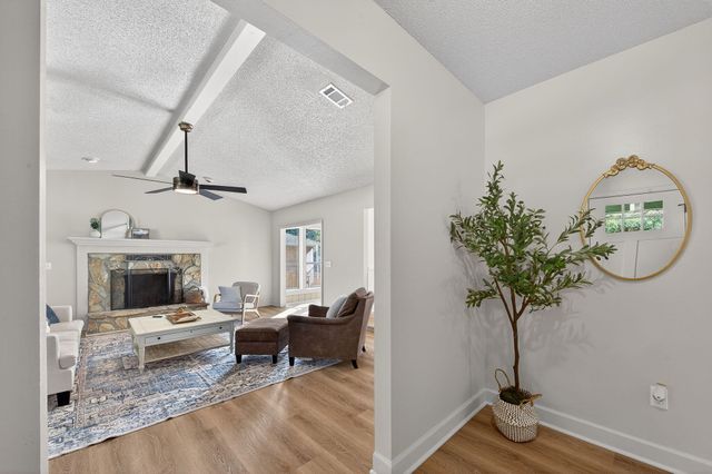 932 Ridgewood Way, Niceville, FL 32578