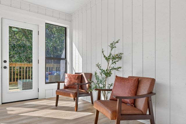 932 Ridgewood Way, Niceville, FL 32578