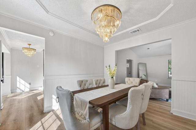 932 Ridgewood Way, Niceville, FL 32578