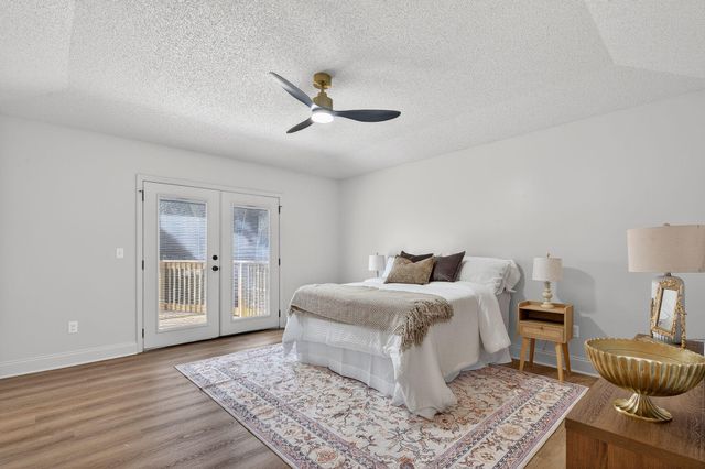 932 Ridgewood Way, Niceville, FL 32578