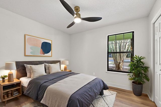 932 Ridgewood Way, Niceville, FL 32578