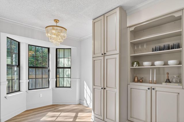 932 Ridgewood Way, Niceville, FL 32578