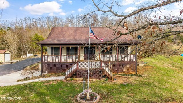 129 Pleasant Hill Rd, Sweetwater, TN 37874