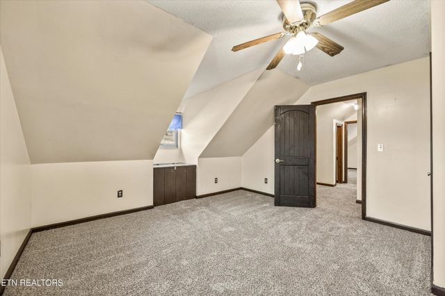 129 Pleasant Hill Rd, Sweetwater, TN 37874