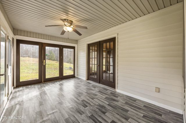 129 Pleasant Hill Rd, Sweetwater, TN 37874