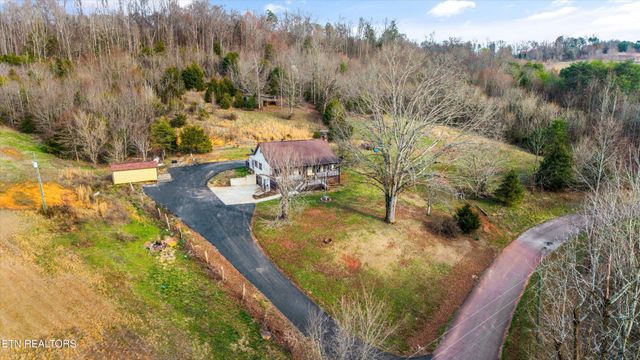 129 Pleasant Hill Rd, Sweetwater, TN 37874