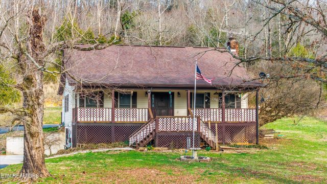 129 Pleasant Hill Rd, Sweetwater, TN 37874