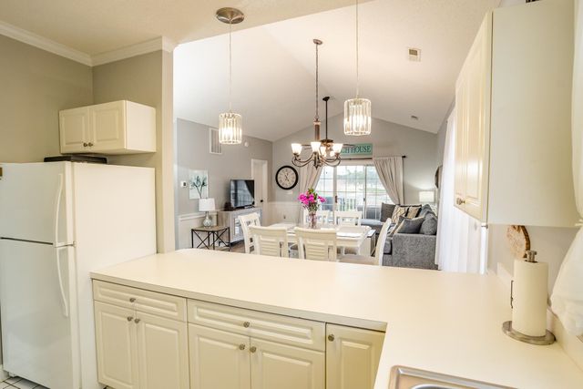 4681 Wild Iris Dr Apt 303, Myrtle Beach, SC 29577